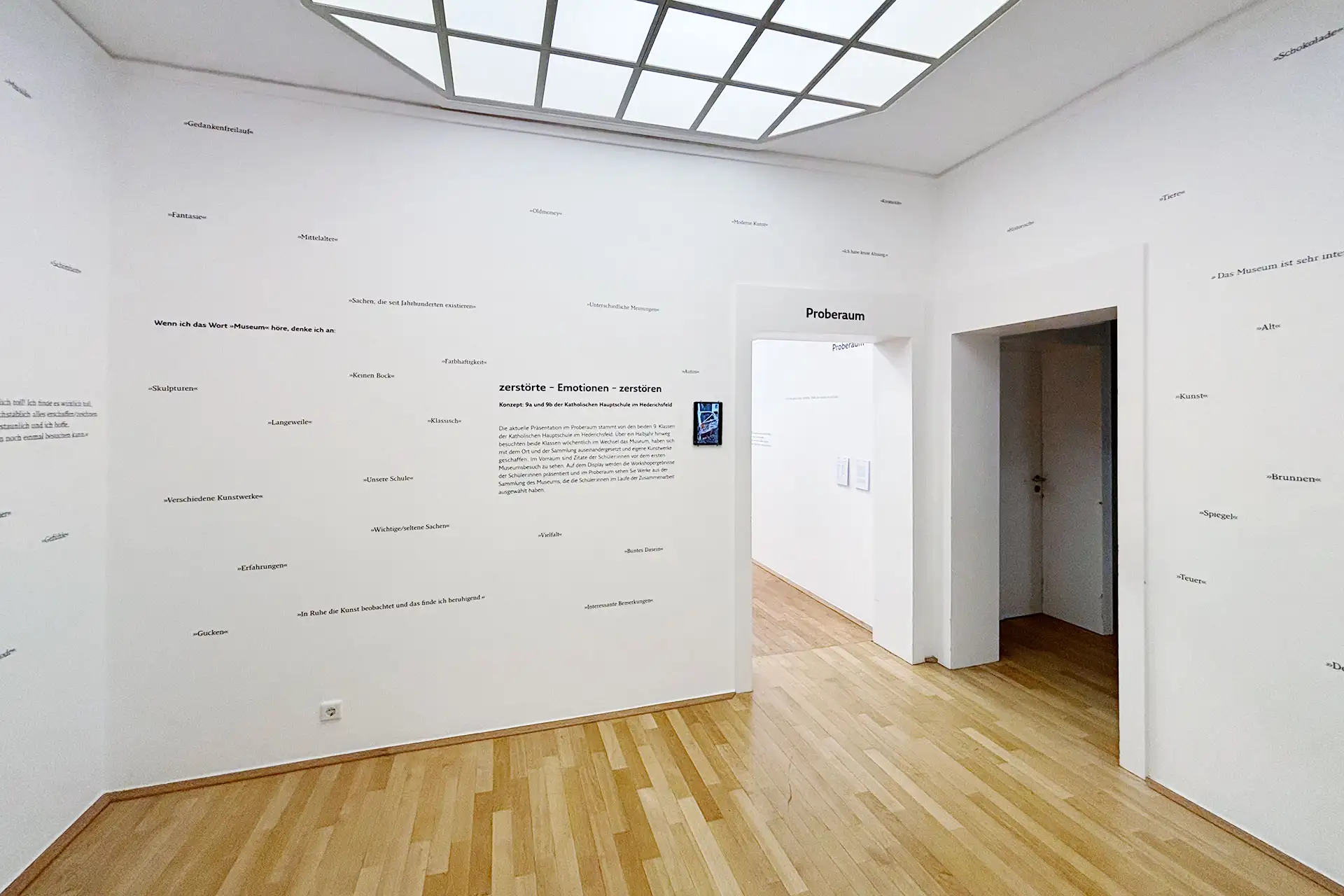 Wandinstallationen im Museum Morsbroich